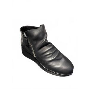 NEW SAYDO women's sylda ankle boots in black